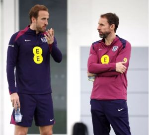 Southgate backs Toni: opportunities are limited in England